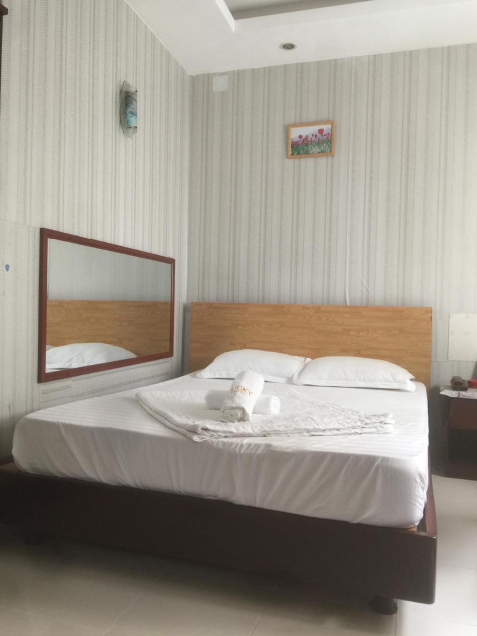 Lucky Hotel TP. Hồ Chí Minh Ngoại thất bức ảnh