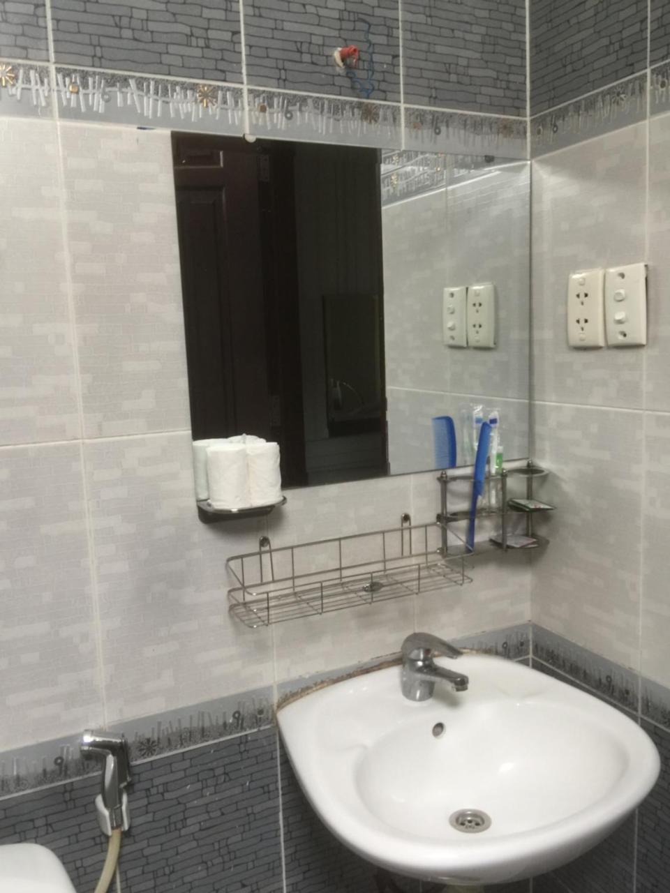Lucky Hotel TP. Hồ Chí Minh Ngoại thất bức ảnh